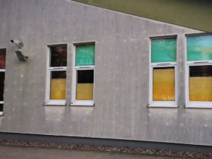 Wie man Wärmebrücken und den „Marienkäfer-Effekt“ an der Fassade vermeidet.